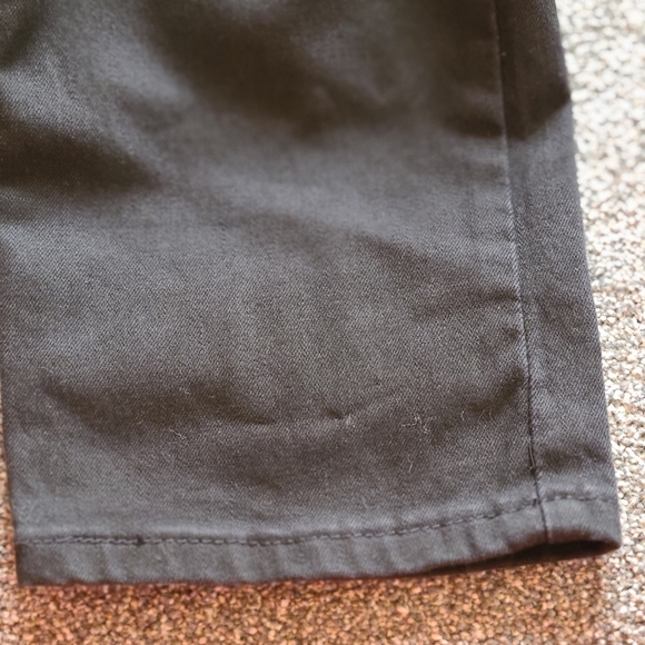 Red tab/ Blank Tab Levi's Mens 502 Black Taper Jeans 36x30 With Tags casual - Picture 4 of 16